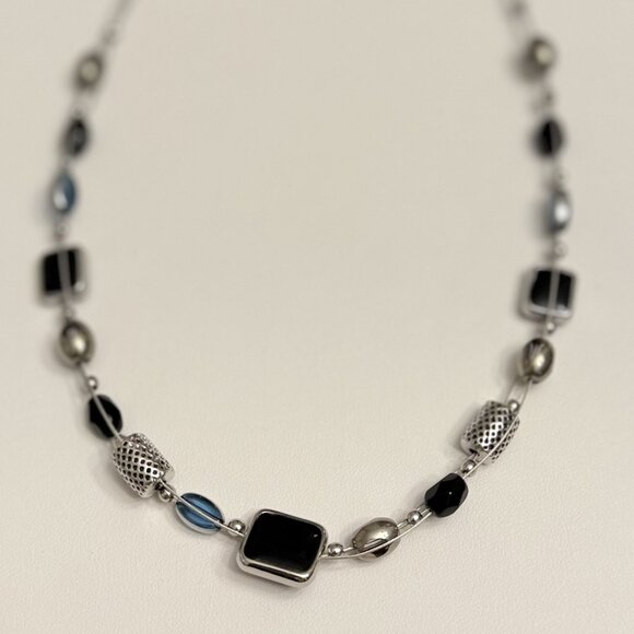 Lia Sophia "HIGH STRUNG" Necklace - Picture 4 of 5